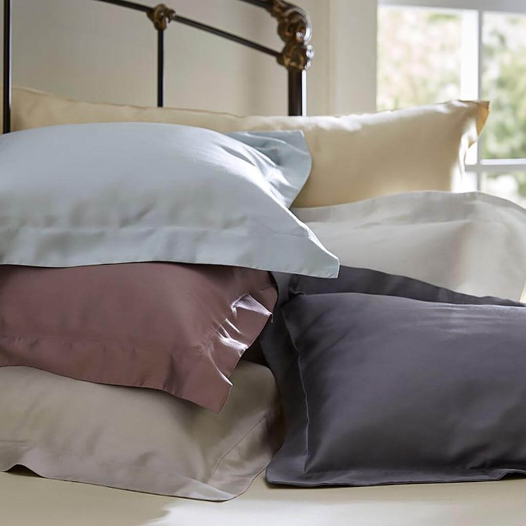 SDH Classic Duvet Cover and Shams by Legna